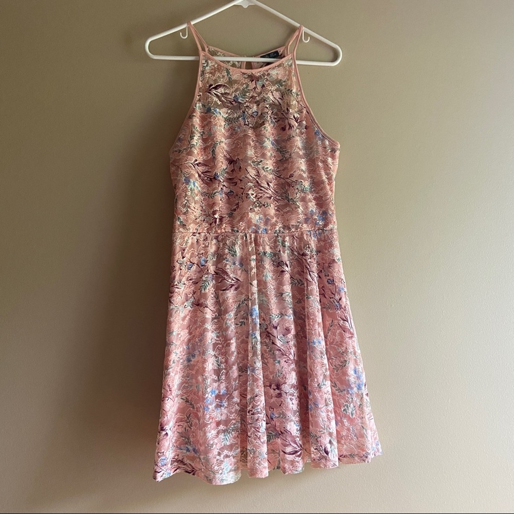Sleeveless floral dress